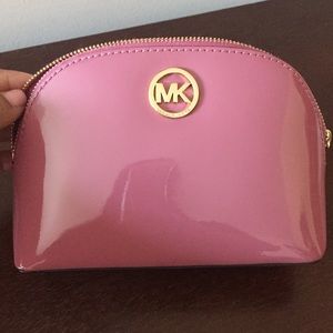 Michale kors makeup bag